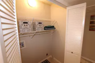 625 S Andrews Ave, Sherman, TX 75090 - Photo 9