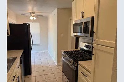 625 S Andrews Avenue, Sherman, TX 75090 - Photo 17