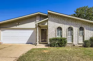 2406 Norway Dr, Garland, TX 75040 - Photo 3