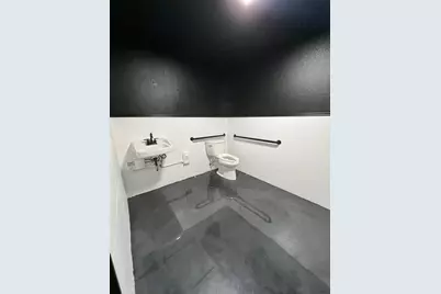 1549 N Main Street #103, Fort Worth, TX 76164 - Photo 7