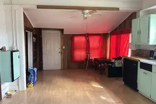 411 S Santa Fe St, Wolfe City, TX 75496 - Photo 9