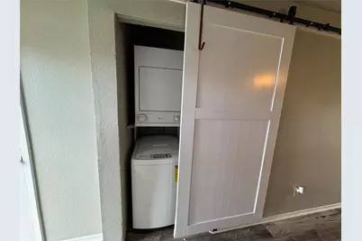 808 W Collins Street, Denton, TX 76201 - Photo 3