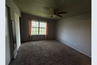 808 W Collins Street, Denton, TX 76201 - Photo 11