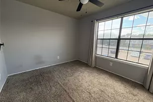 808 W Collins St, Denton, TX 76201 - Photo 9