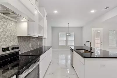 2217 S Peachtree Court, Denison, TX 75020 - Photo 11