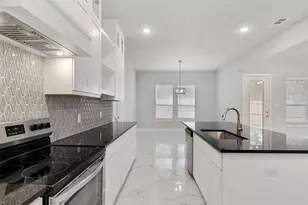 2217 S Peachtree Ct, Denison, TX 75020 - Photo 11