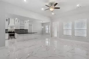 2217 S Peachtree Ct, Denison, TX 75020 - Photo 7