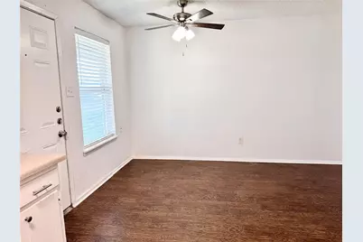 441 SW Thomas Street #B, Burleson, TX 76028 - Photo 9