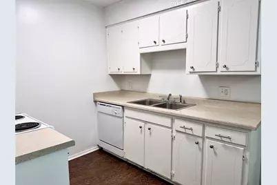 441 SW Thomas Street #B, Burleson, TX 76028 - Photo 7