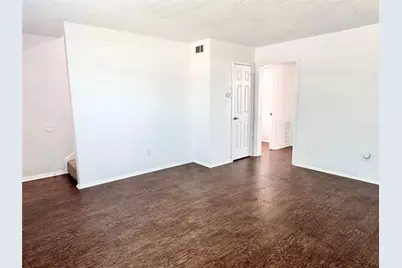 441 SW Thomas Street #B, Burleson, TX 76028 - Photo 3