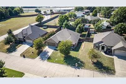 409 Corriente Trail, Azle, TX 76020 - Photo 35