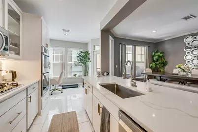 4904 Live Oak Street #302, Dallas, TX 75206 - Photo 11