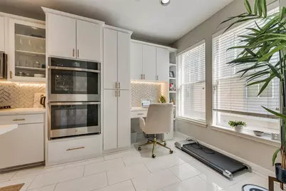 4904 Live Oak Street #302, Dallas, TX 75206 - Photo 15