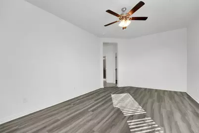 309 Emerald Creek Drive, Fort Worth, TX 76131 - Photo 23