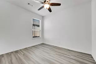 309 Emerald Creek Dr, Fort Worth, TX 76131 - Photo 7