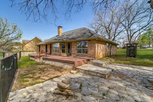 7108 Westover Dr, Granbury, TX 76049 - Photo 23