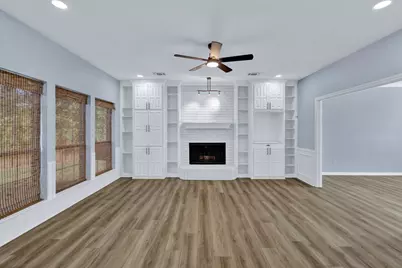 2505 Classic Court W, Bedford, TX 76021 - Photo 9