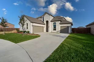 3603 Rolling Meadows Dr, Grand Prairie, TX 76065 - Photo 1