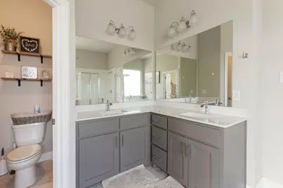 3603 Rolling Meadows Drive, Grand Prairie, TX 76065 - Photo 19