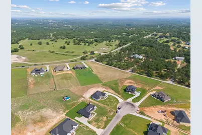 1052 N Agnes Road, Springtown, TX 76082 - Photo 15