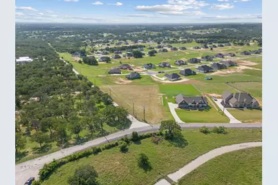 1052 N Agnes Road, Springtown, TX 76082 - Photo 5