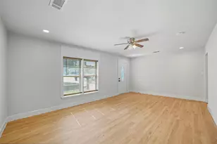 2003 Hillview St, Mesquite, TX 75149 - Photo 9