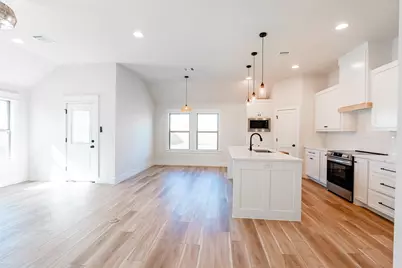 713 Raylan Street, Springtown, TX 76082 - Photo 9