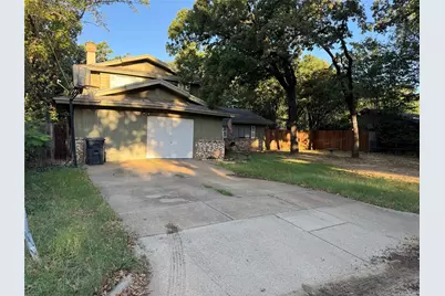 522 Buffalo Drive, Arlington, TX 76013 - Photo 1