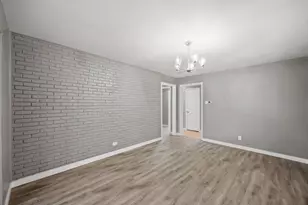 2215 Mack Ln, Dallas, TX 75227 - Photo 13