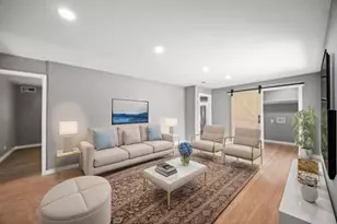 2215 Mack Ln, Dallas, TX 75227 - Photo 3