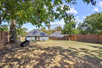 608 E Shepherd Street, Denison, TX 75021 - Photo 31