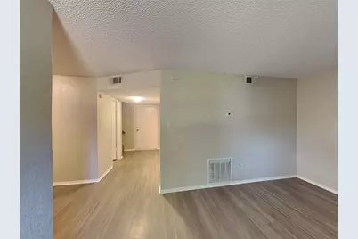 852 Summercrest Boulevard #B, Burleson, TX 76028 - Photo 3