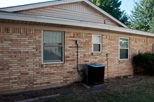 2509 Burnett Dr, Greenville, TX 75402 - Photo 37