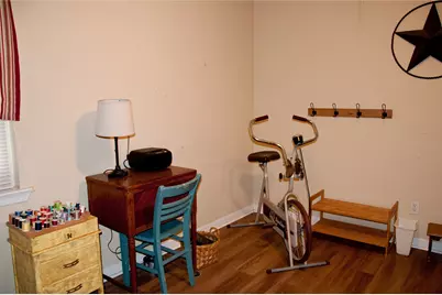 2509 Burnett Drive, Greenville, TX 75402 - Photo 17