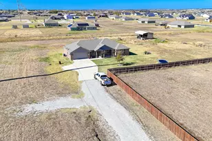 120 Hillcrest Ln, Decatur, TX 76234 - Photo 33