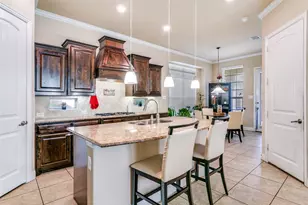 504 Garden Ave, Euless, TX 76039 - Photo 5