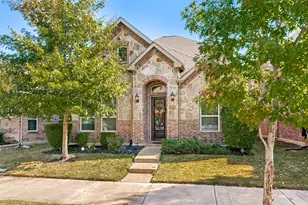 504 Garden Ave, Euless, TX 76039 - Photo 1