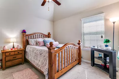 504 Garden Avenue, Euless, TX 76039 - Photo 15