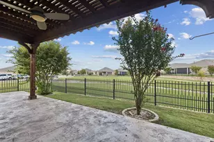 7677 Parade Dr, Little Elm, TX 76227 - Photo 23