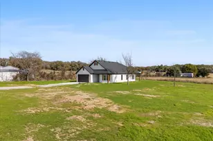 1621 Co Rd 4764, Boyd, TX 76023 - Photo 29