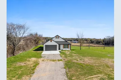 1621 County Road 4764, Boyd, TX 76023 - Photo 1