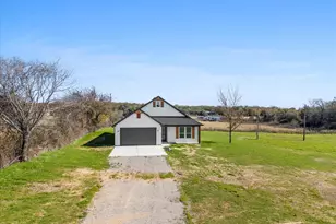 1621 Co Rd 4764, Boyd, TX 76023 - Photo 1