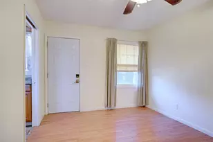 1402 Congress St, Denton, TX 76201 - Photo 11