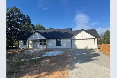 1016 Bradshaw Court, Springtown, TX 76082 - Photo 1