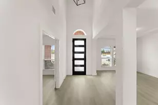 804 Hidden Lakes Dr, DeSoto, TX 75115 - Photo 3