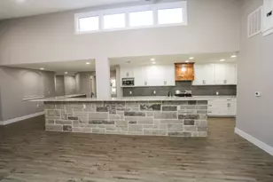 3908 Glenwood Dr, Brownwood, TX 76801 - Photo 9