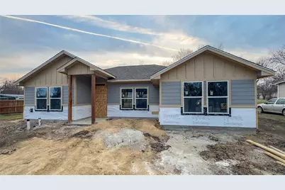 610 S 28th Street, Corsicana, TX 75110 - Photo 1