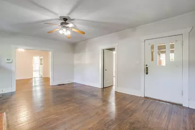 2312 Mistletoe Avenue, Fort Worth, TX 76110 - Photo 5