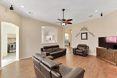 5909 Brookline Drive, Rowlett, TX 75089 - Photo 7