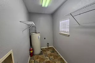 712 Narrow St, Weatherford, TX 76086 - Photo 11